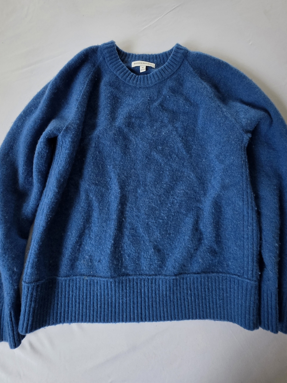 Banana Republic Blue Crewneck Wool Blend Sweater Size M